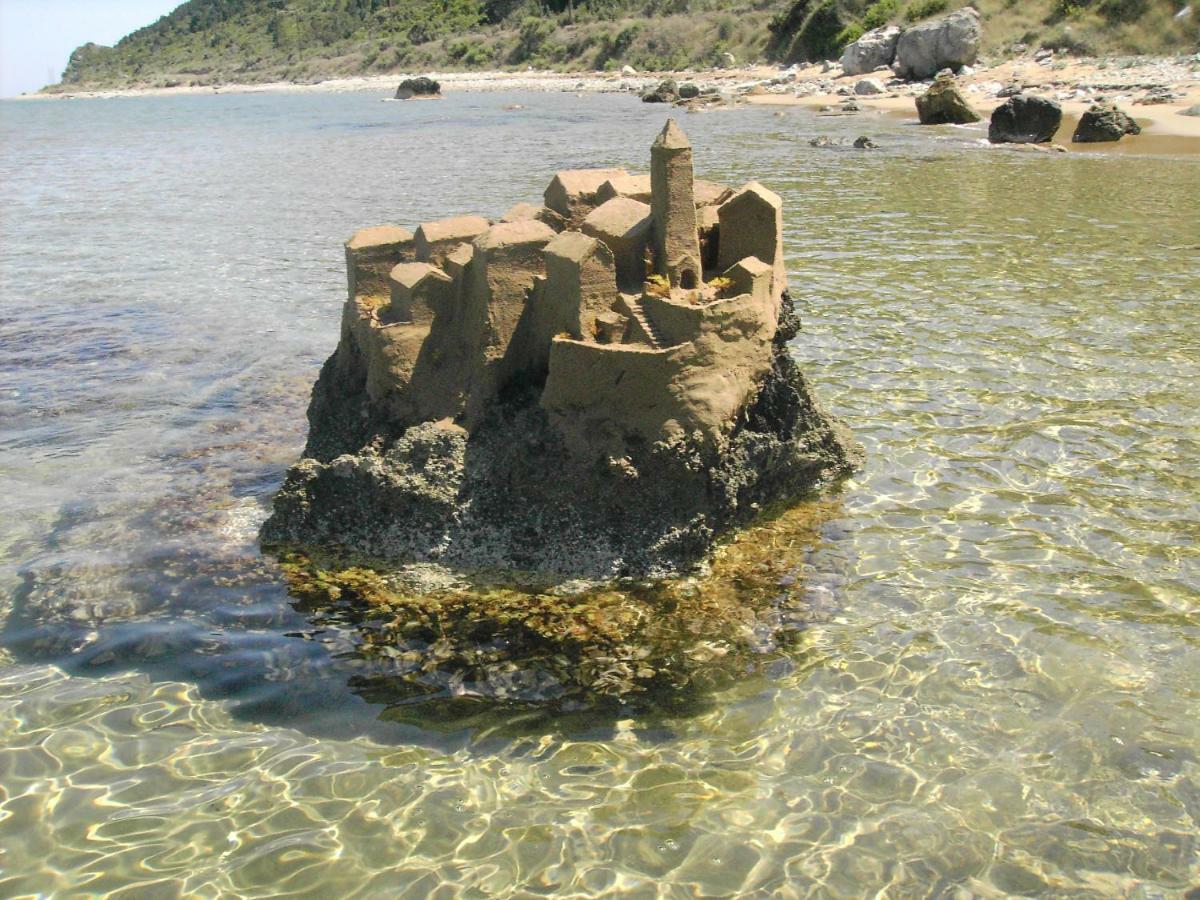 Archontiko Kourkoulos Makrades Luaran gambar